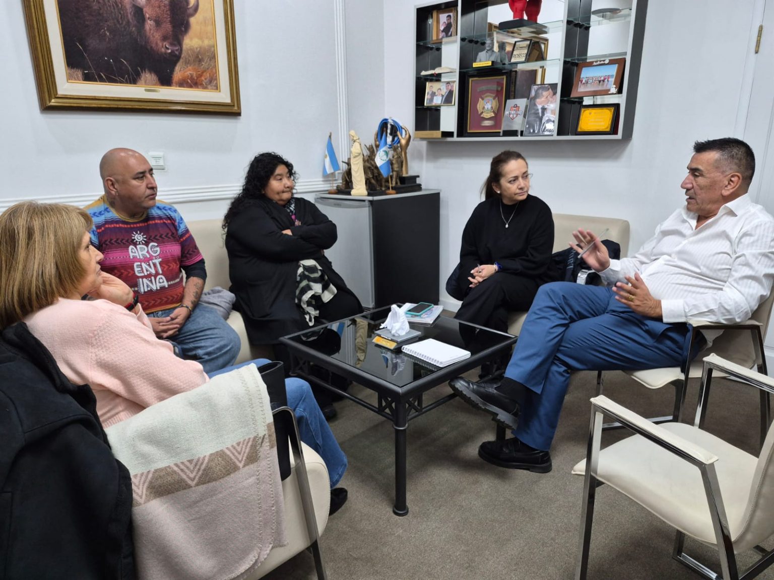 Rioseco recibió a la secretaría general de ATEN – Cutral Co al Instante